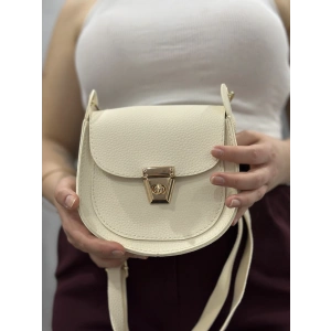 Klasik kapaklı bej cilt çanta