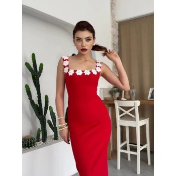 Mıng Çiçek Detaylı Elbise