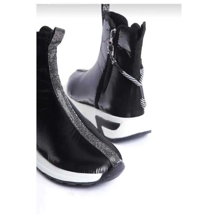 Su Geçirmez Paraşüt Kumaş Taşlı Siyah Spor Bot