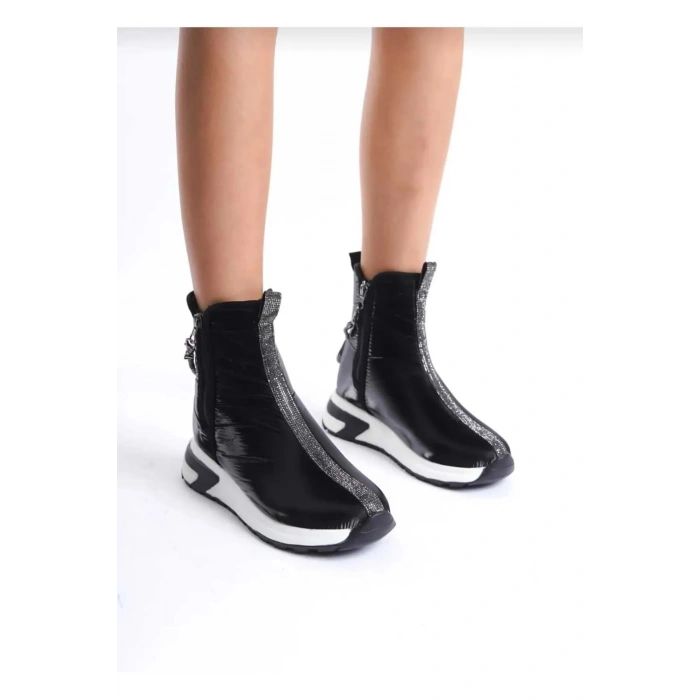 Su Geçirmez Paraşüt Kumaş Taşlı Siyah Spor Bot