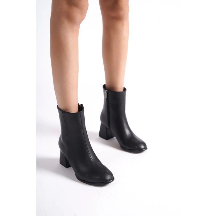 Kadın Siyah Orta Boy Bot | Günlük Şık Topuklu Ortadan Dikişli Bot | Yeni Sezon Moda Ayakkabı Boots