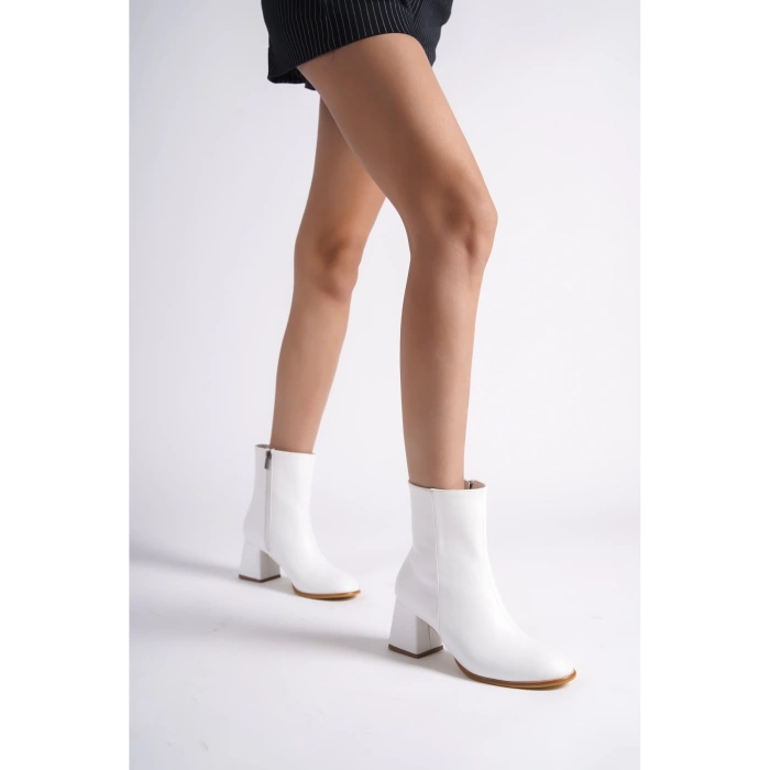 Beyaz Kadın Topuklu Bot | Günlük ve Şık Kısa Topuklu Fermuarlı Bot | Yeni Sezon Moda Ayakkabı Boots