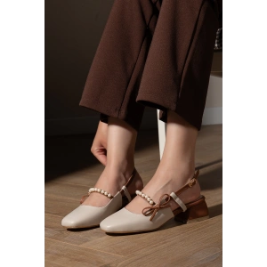 Kadın Bej Taba İncili Ve Fiyonklu Kısa Blok Topuklu Kadın Günlük Ayakkabı