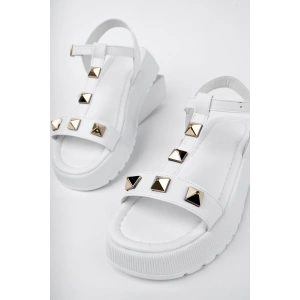 DODO Kadın Beyaz Kalın Topuklu Gold Droplu Ortopedik Taban Günlük Sandalet