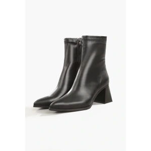 Kadın Siyah Sivri Burun Kalın Topuklu Streç Bot