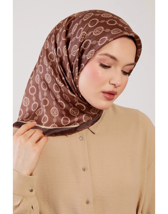 Levidor Kristal Eşarp Zincir Desen Çikolata