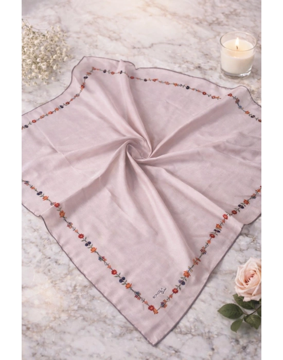 Bonjela Soft Eşarp Minimal Çiçek Desen Pudra