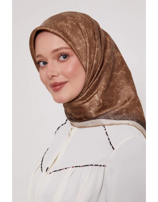 Levidor Kristal Eşarp Bulut Batik Bej