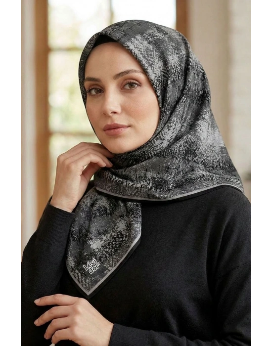 Levidor Kristal Eşarp Dalga Desen Siyah