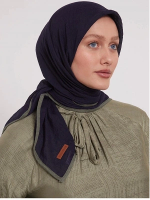 Mismara Müslin Biyeli Eşarp Lacivert Yeşil
