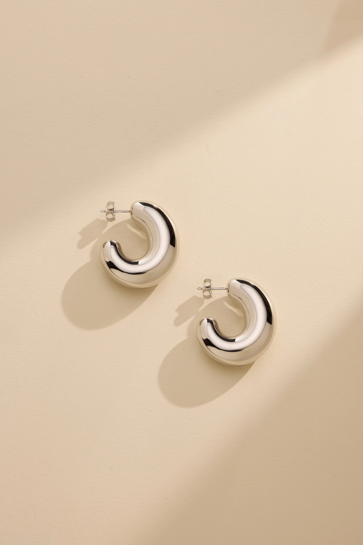 925 Ayar Gümüş Juno Küpe