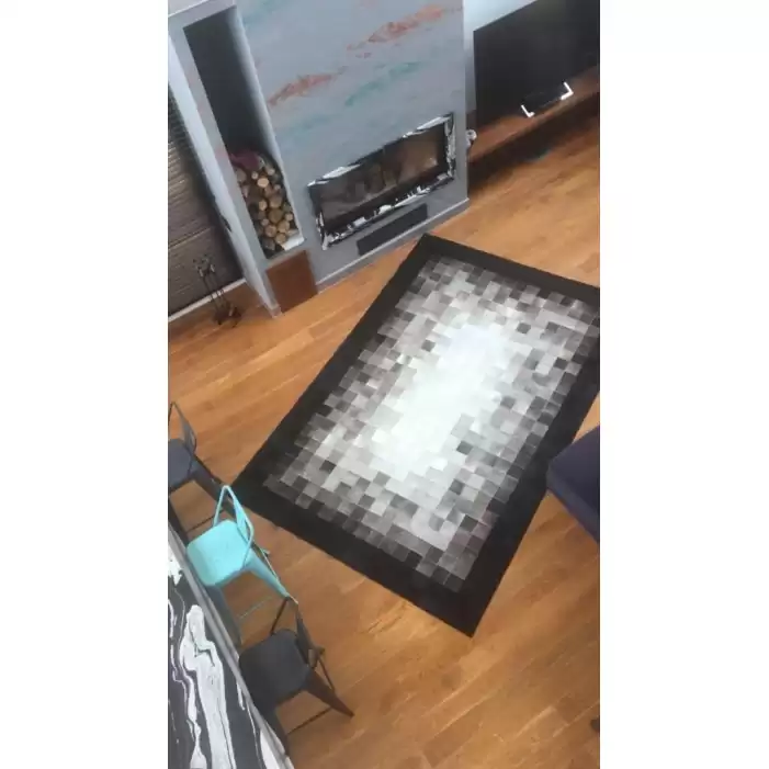 Hoom Rugs Siyah Beyaz Geçişli Özel Üretim Deri Halı