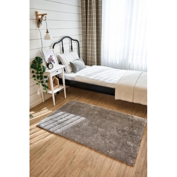 Apex Vega Gri Peluş Dokulu Kaydırmaz Dekoratif Halı