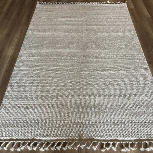 Hoom Rugs Loop Beyaz Spor Saçaklı İskandinav Halı