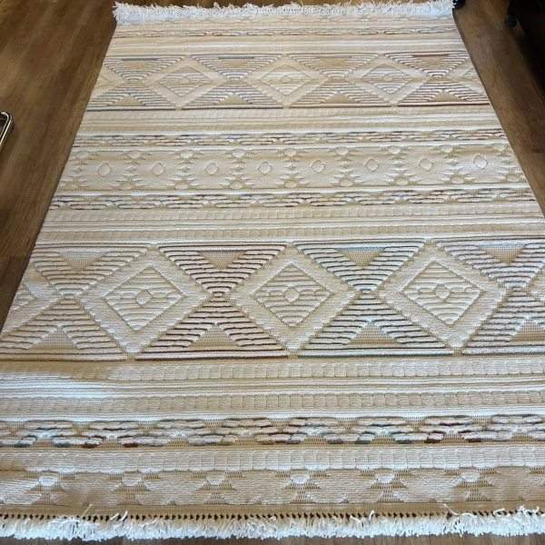 Hoom Rugs Ruby 1551 Multi Beyaz İskandinav Halı