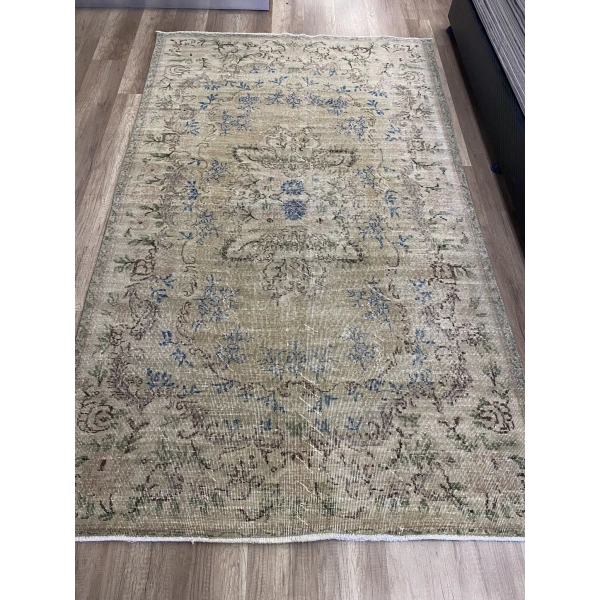 Hoom Rugs Vintage Yeşil Göbekli 175x265 4,64 M2 Vintage Halı