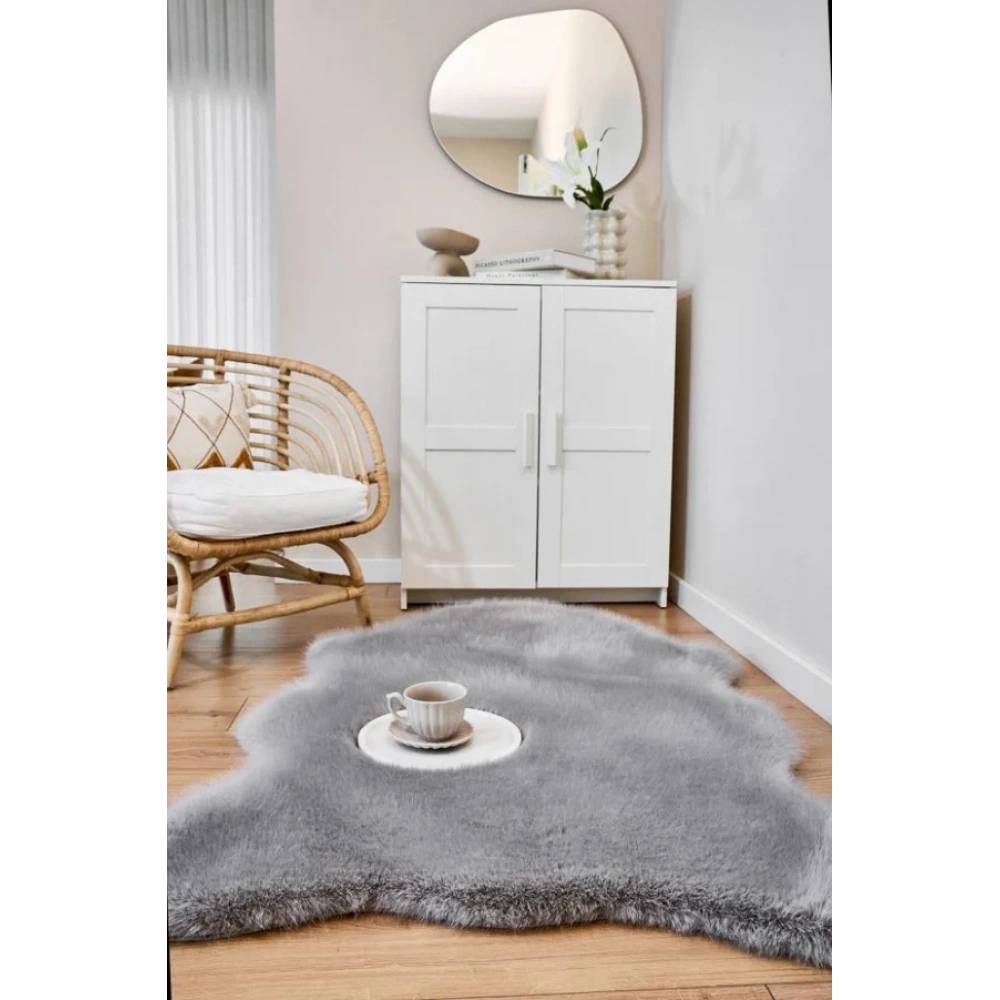 Apex Reiki Gri Peluş Post Şekilli Halı