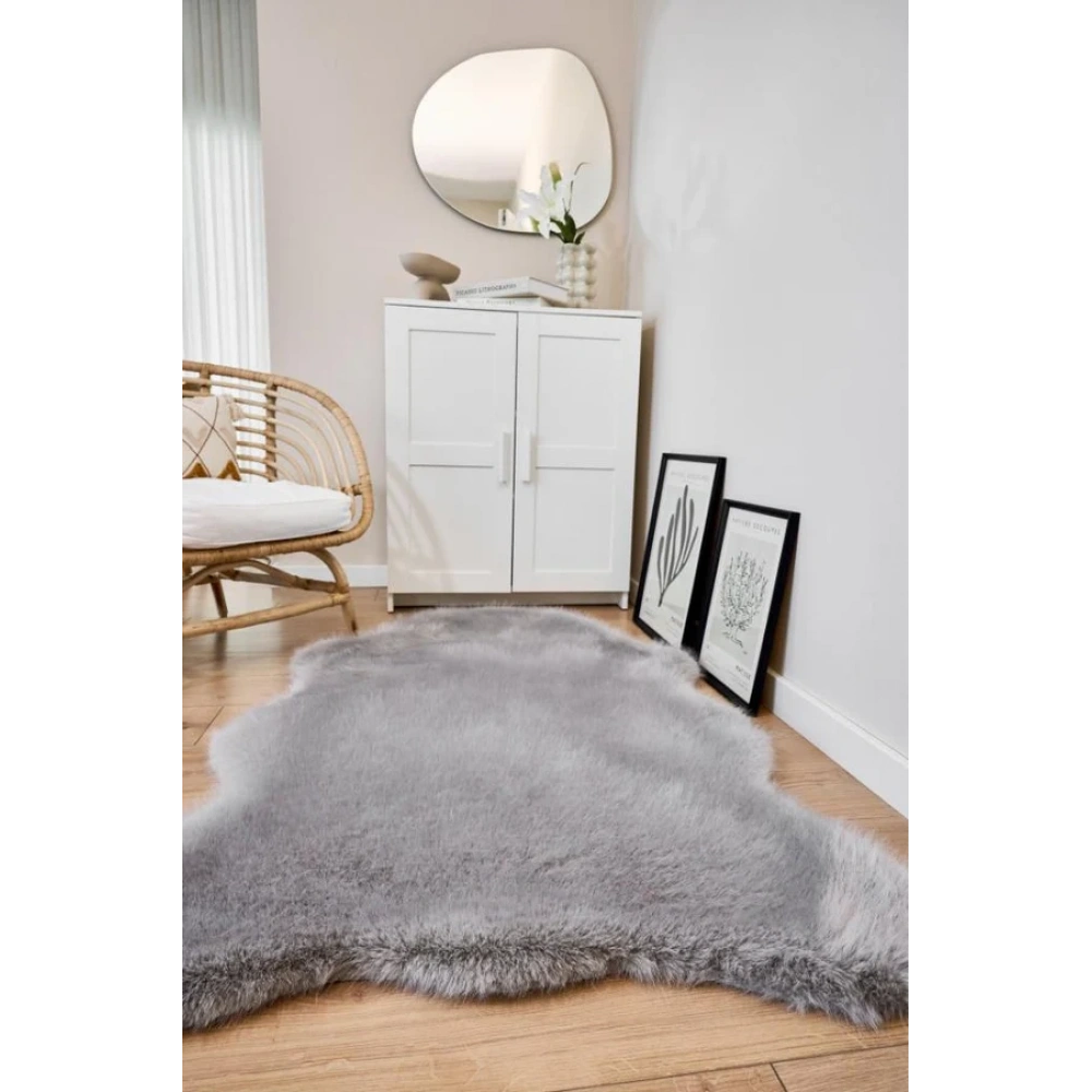 Apex Reiki Gri Peluş Post Şekilli Halı