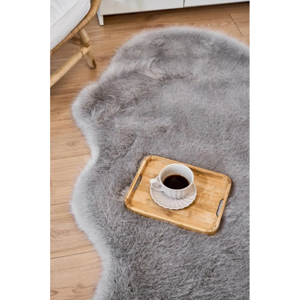 Apex Reiki Gri Peluş Post Şekilli Halı