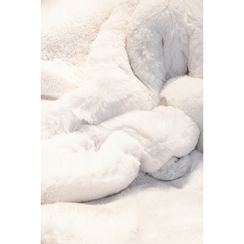 Apex Polo 8701 Krem Peluş Düz Şekilli Halı