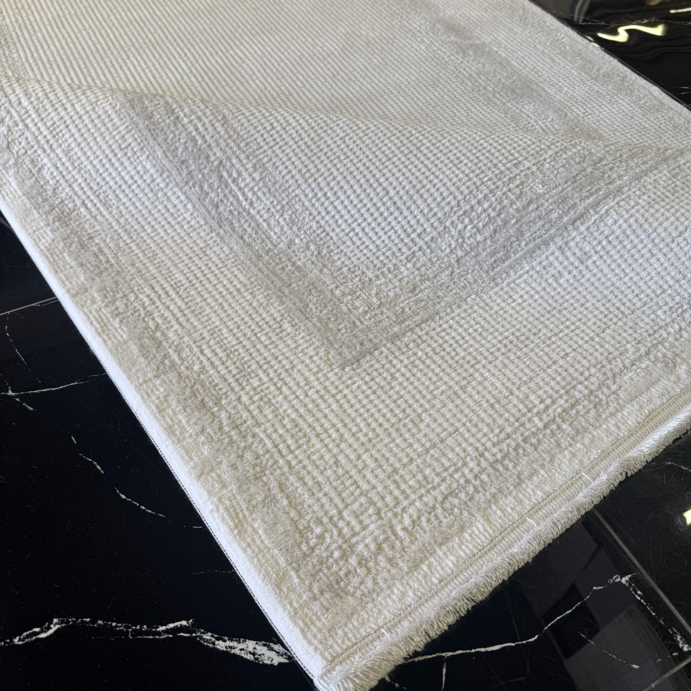 Luxess Lisbon 2001 Krem Akrilik Modern Makine Halısı