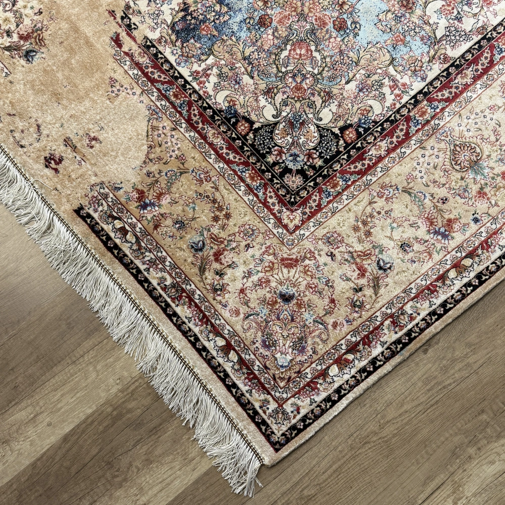 Hoom Rugs Tebriz KR03 150 Tarak Makina Halısı