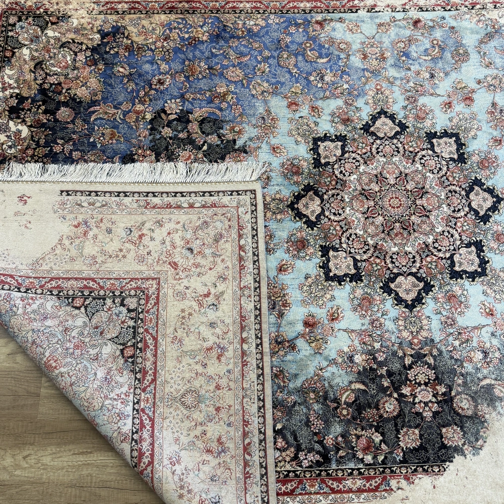 Hoom Rugs Tebriz KR03 150 Tarak Makina Halısı