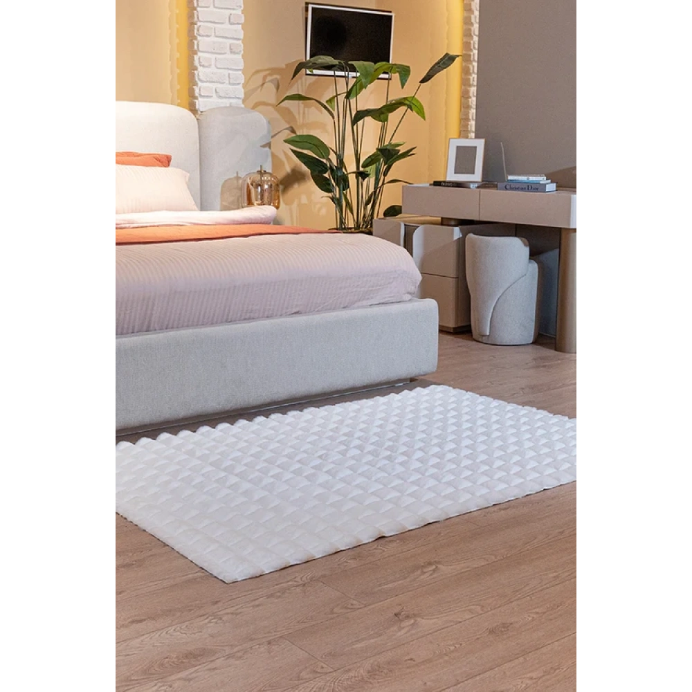 Apex Halı Diamante 7001 Beyaz Peluş Kaymaz Taban Dekoratif Halı