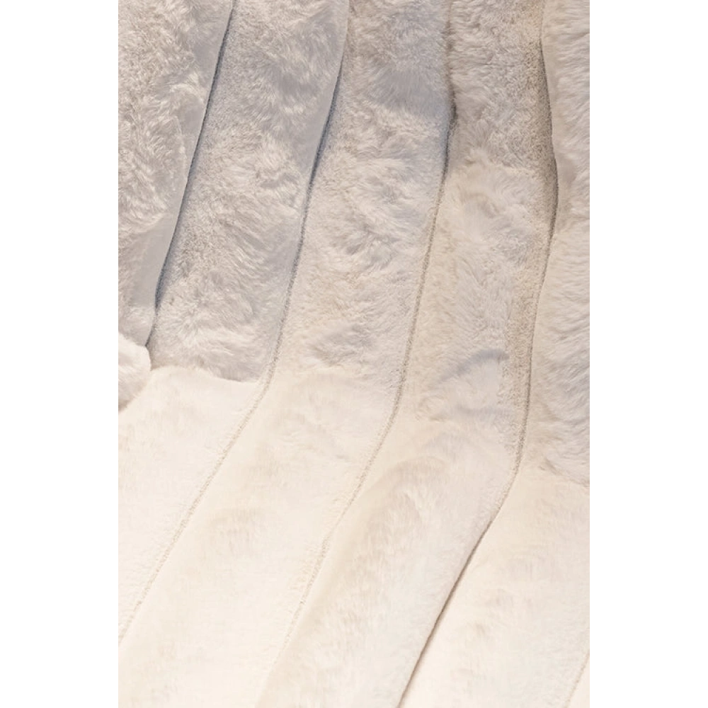 Apex Halı Linio 8052 Krem Peluş Kaymaz Taban Dekoratif Halı