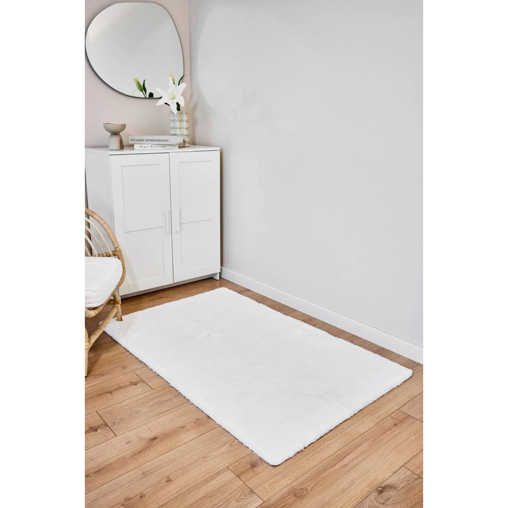 Apex Vega Beyaz Peluş Dokulu Kaydırmaz Dekoratif Halı