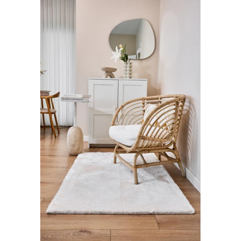 Apex Vega Krem Peluş Dokulu Kaydırmaz Dekoratif Halı