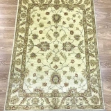 El Dokuma Uşak Halısı 124x175 2,17 M2