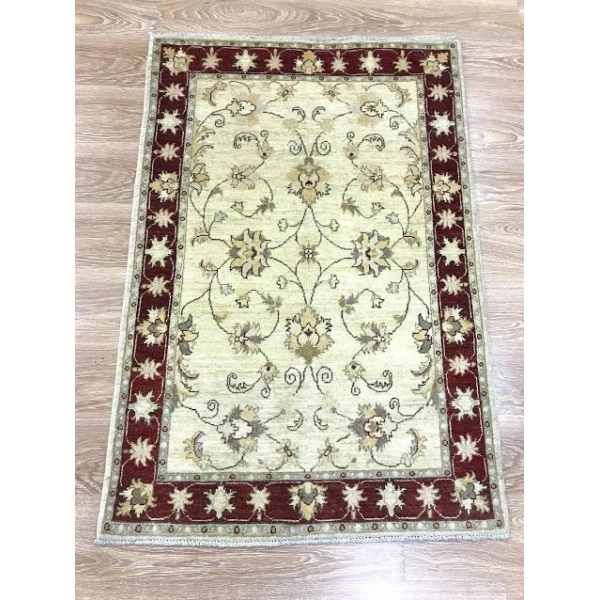 El Dokuma Uşak Halısı Bordo 100x150 1,50 M2