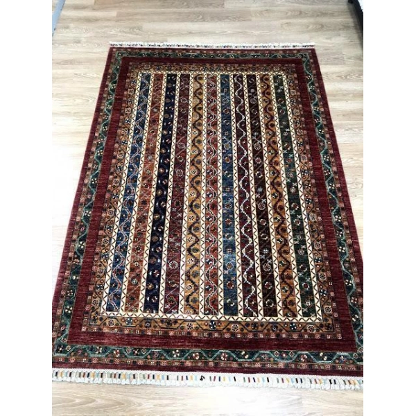 El Dokuma Uşak Halısı 174x245 4,26 M2