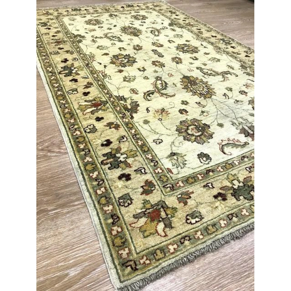 El Dokuma Uşak Halısı Krem 115x194 2,29 M2