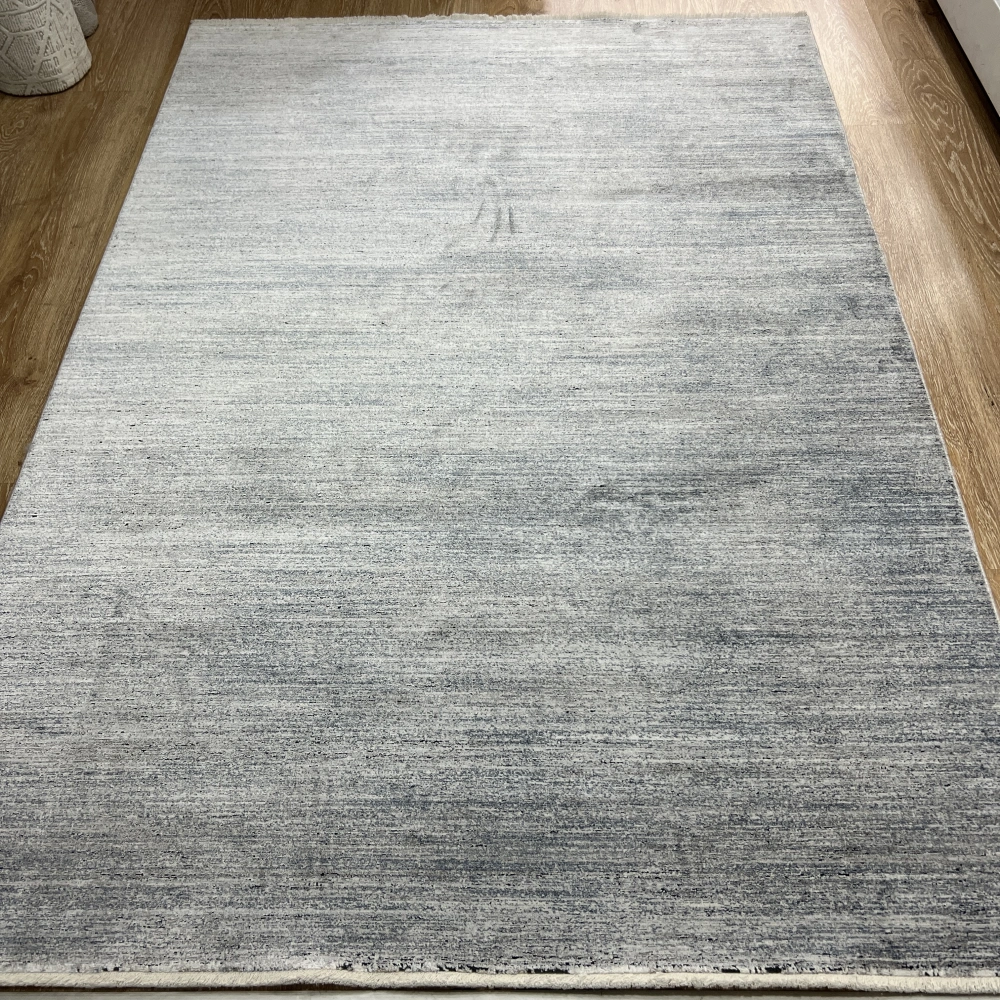 Elexus Halı Ruby 2482 Koyu Gri Mavi Düz Kırçıllı Salon Halısı