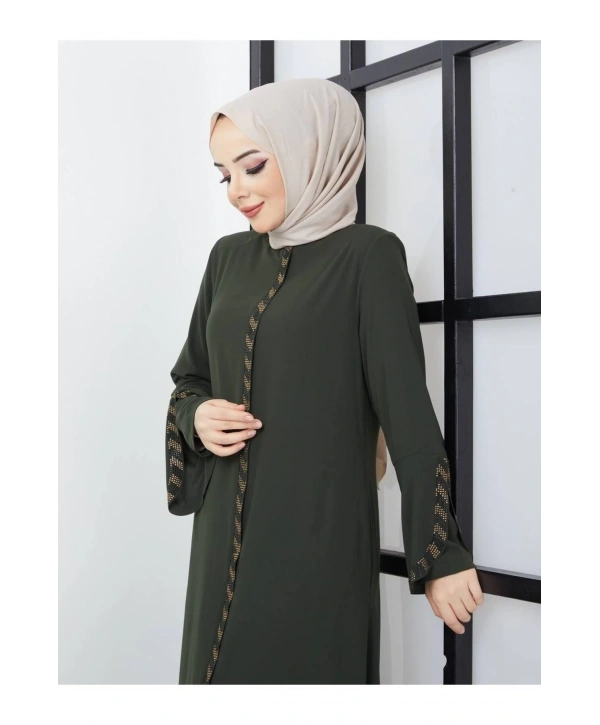 Büyük Beden Taş Detaylı Ferace