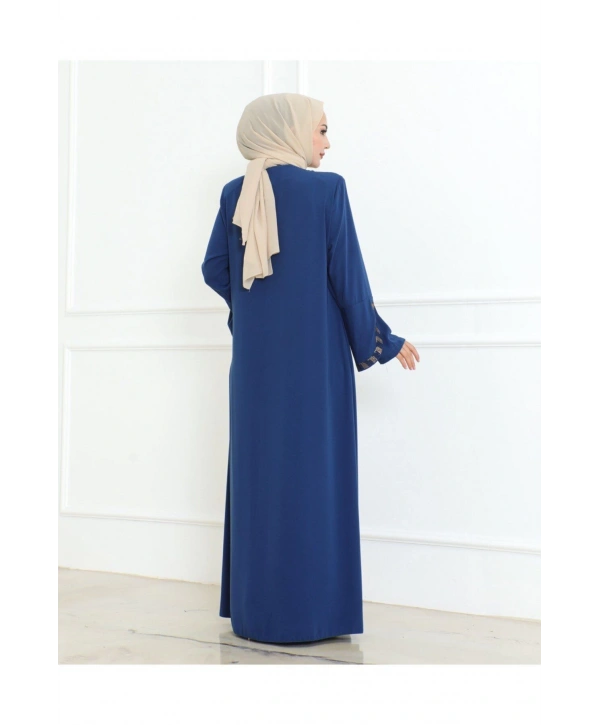 Büyük Beden Taş Detaylı Ferace