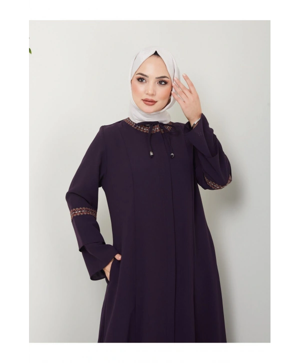 Nakış İşlemeli Büyük Beden Ferace