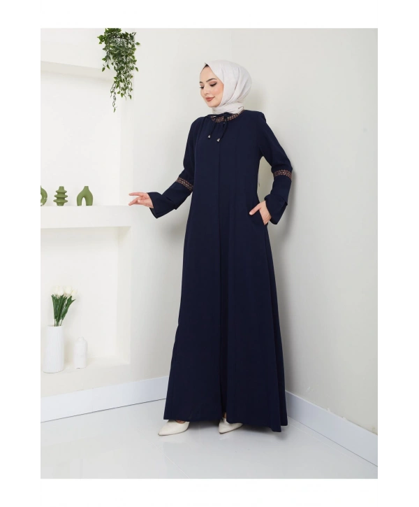 Nakış İşlemeli Büyük Beden Ferace