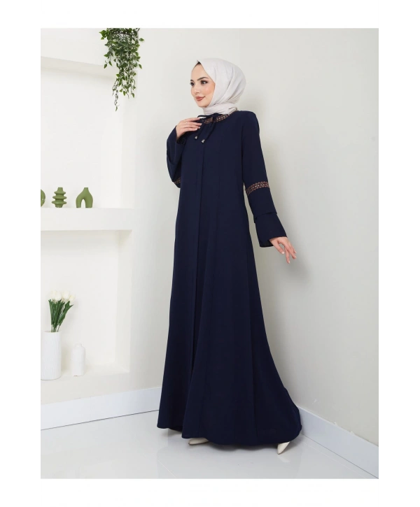 Nakış İşlemeli Büyük Beden Ferace