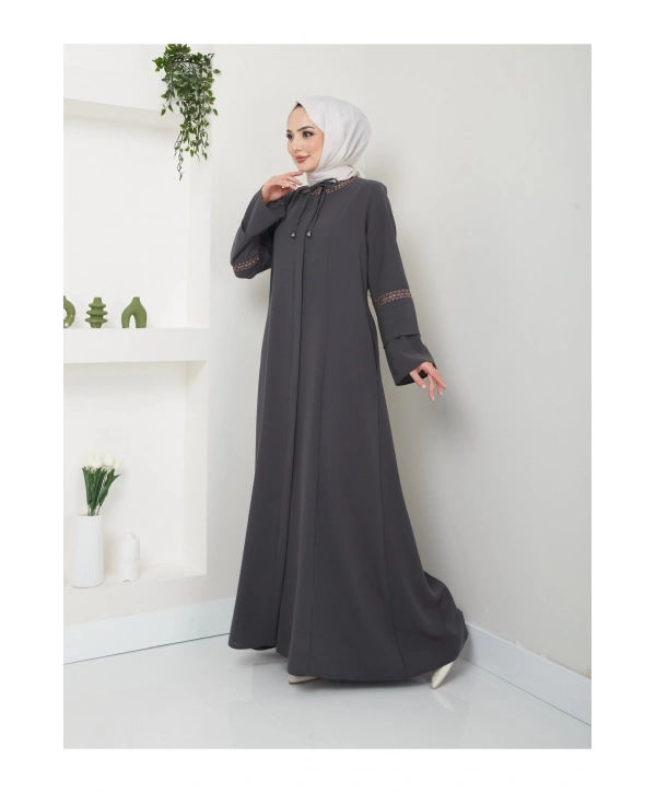 Nakış İşlemeli Büyük Beden Ferace