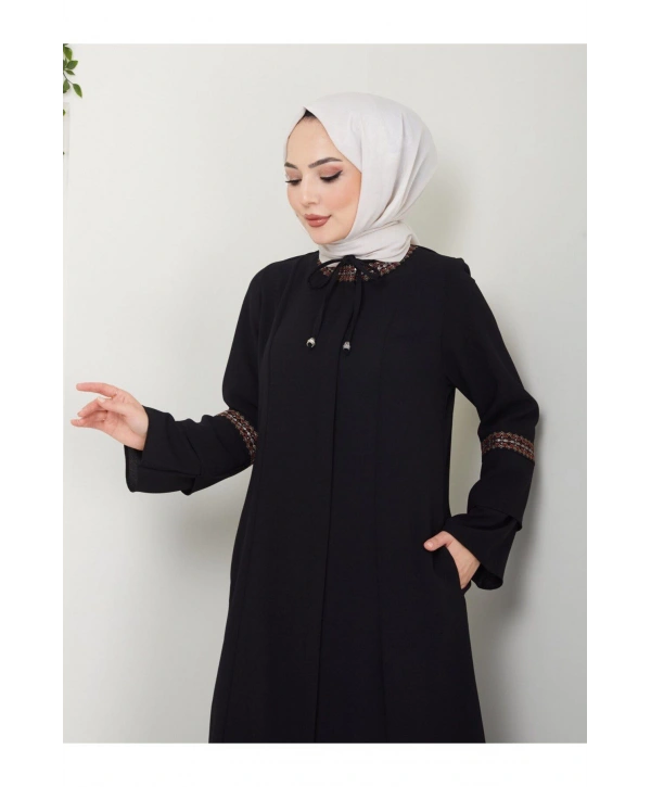 Nakış İşlemeli Büyük Beden Ferace