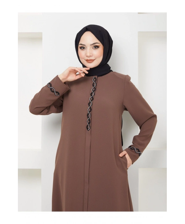 Büyük Beden Taş Detaylı Ferace