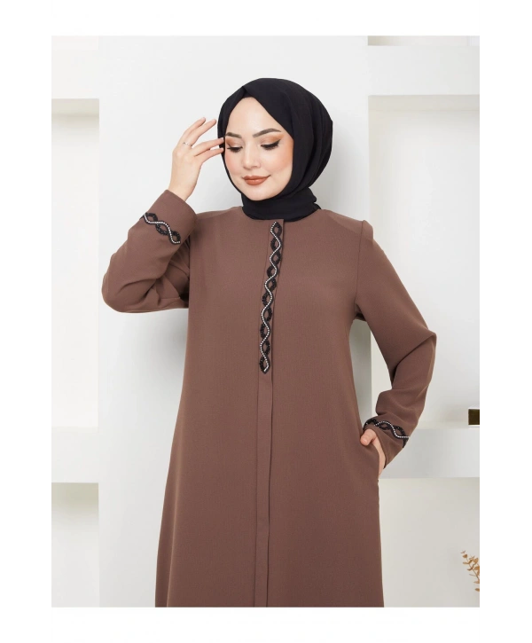 Büyük Beden Taş Detaylı Ferace