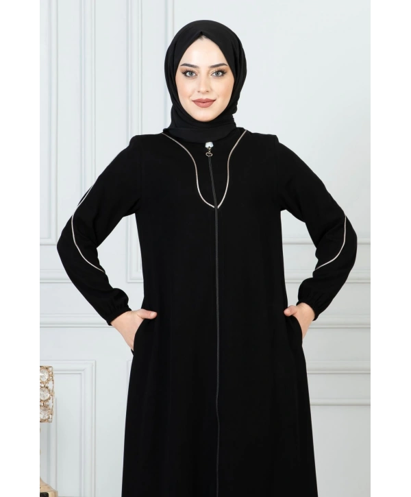 Beyaz Biye Detaylı Ferace - Siyah