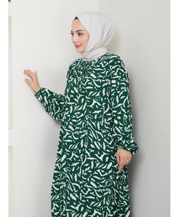 Büzgü Detaylı Rahat Kesim Anne Elbisesi - Yeşil / E0131