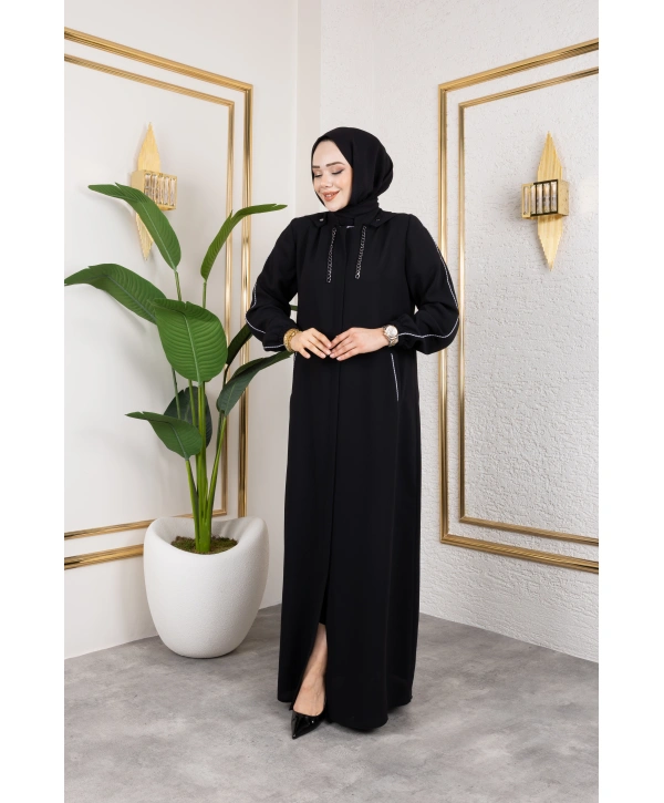 Biyeli Şerit Metal Aksesuar Detaylı Ferace / Siyah - F0144