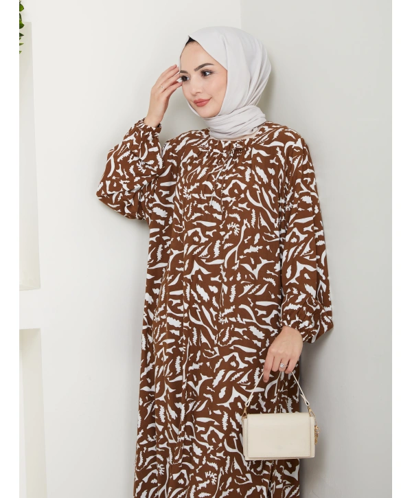 Büzgü Detaylı Rahat Kesim Anne Elbisesi - Taba / E0131