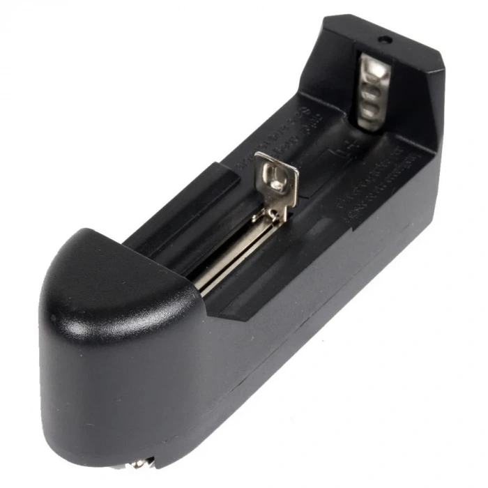 Tekli 1li 18650 - 14500 3.7V Li-On Pil Şarj Aleti Fişli 220 Volt
